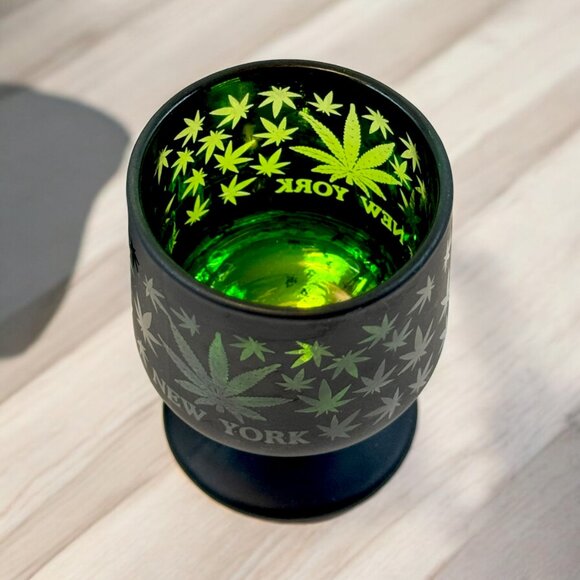 New York Bar Shot Glasses Black and Green Glass Cannabis Theme Souvenir - Picture 3 of 5